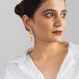 Pearl gold earrings