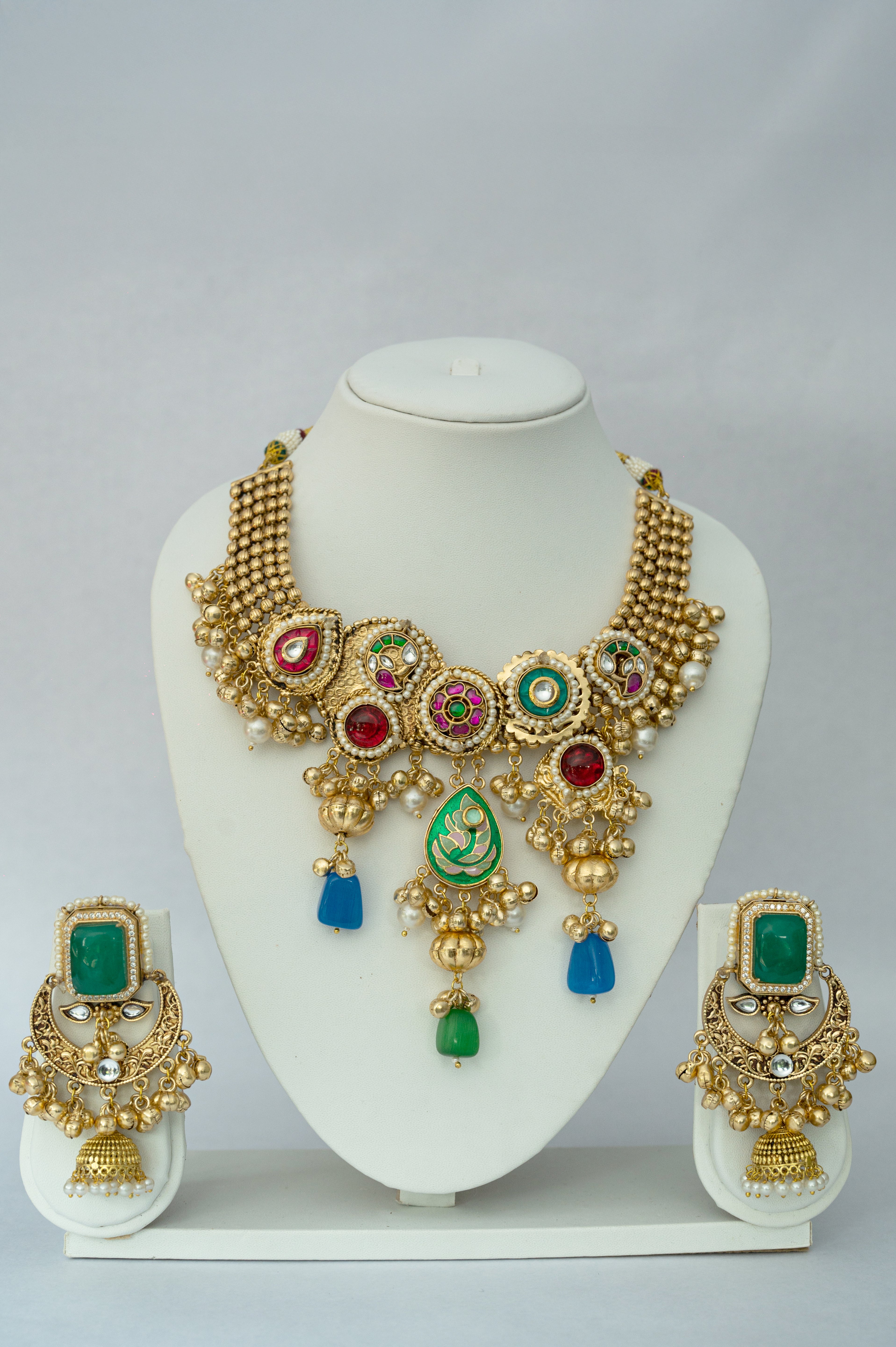 Royal Enamel Heritage Necklace Set