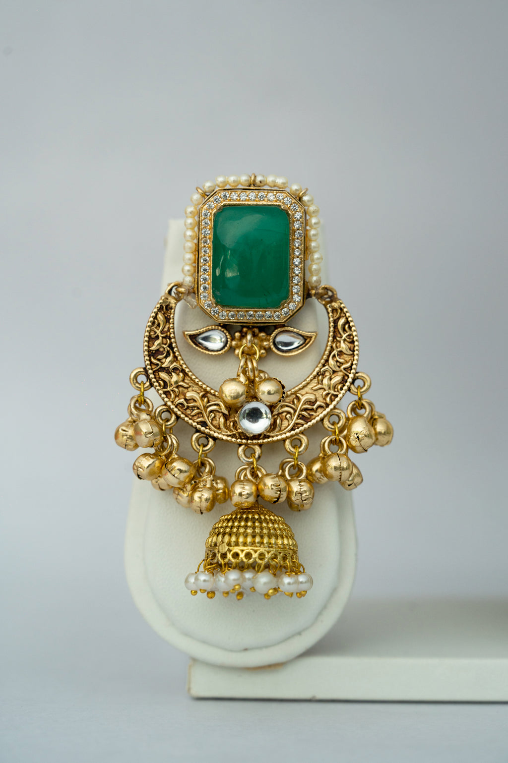 Royal Enamel Heritage Necklace Set