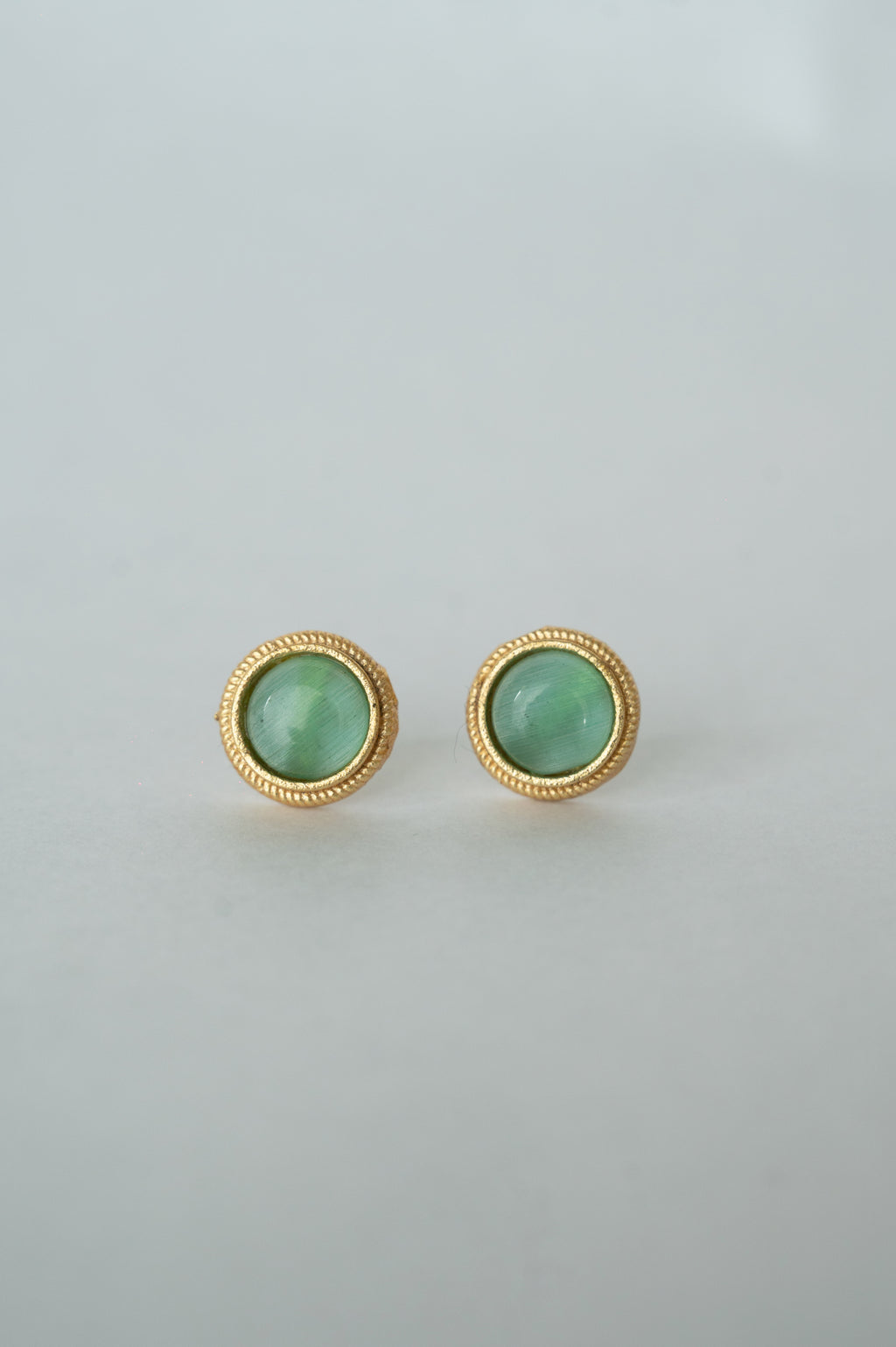 Ruhani Studs
