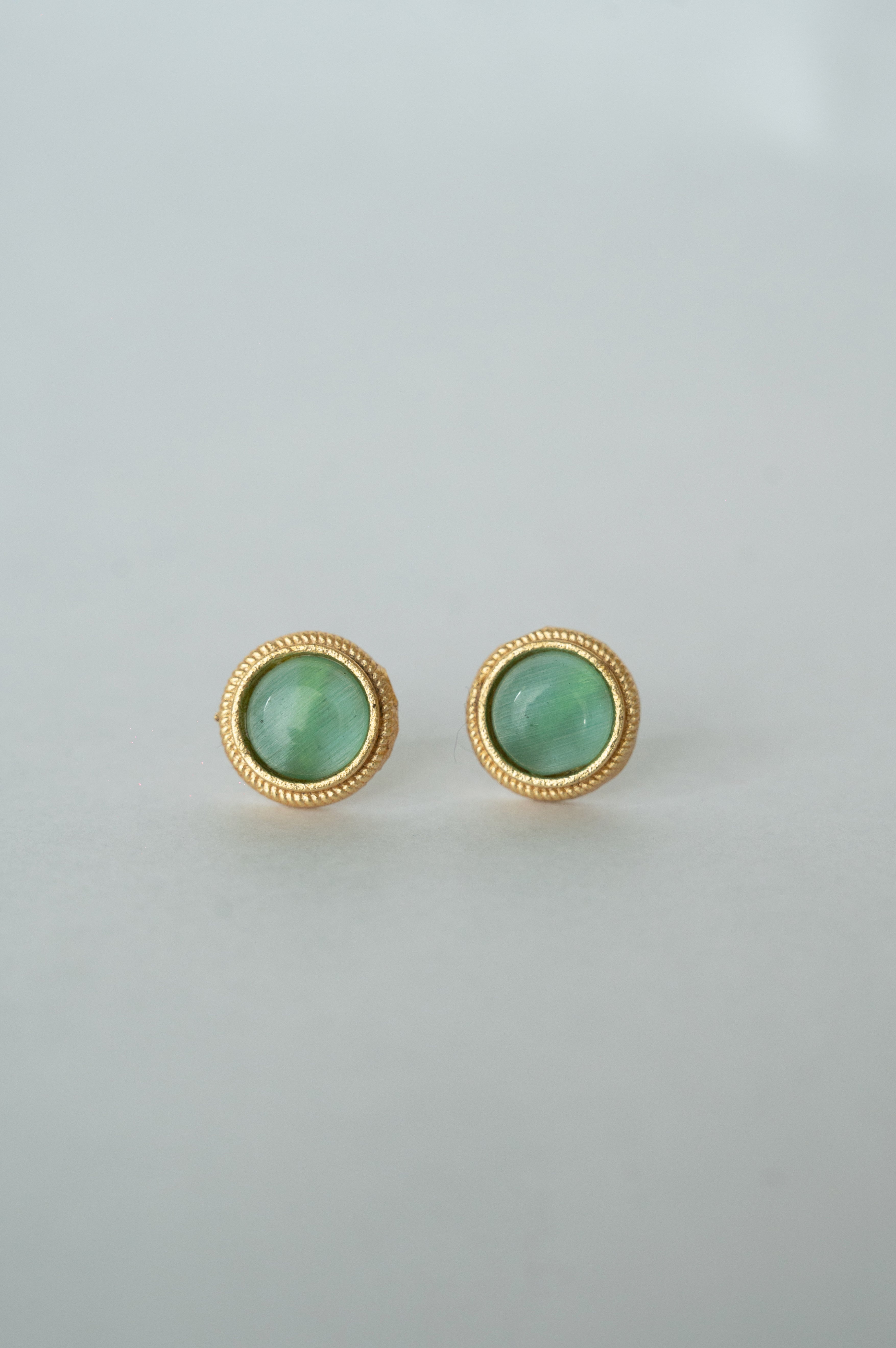 Ruhani Studs