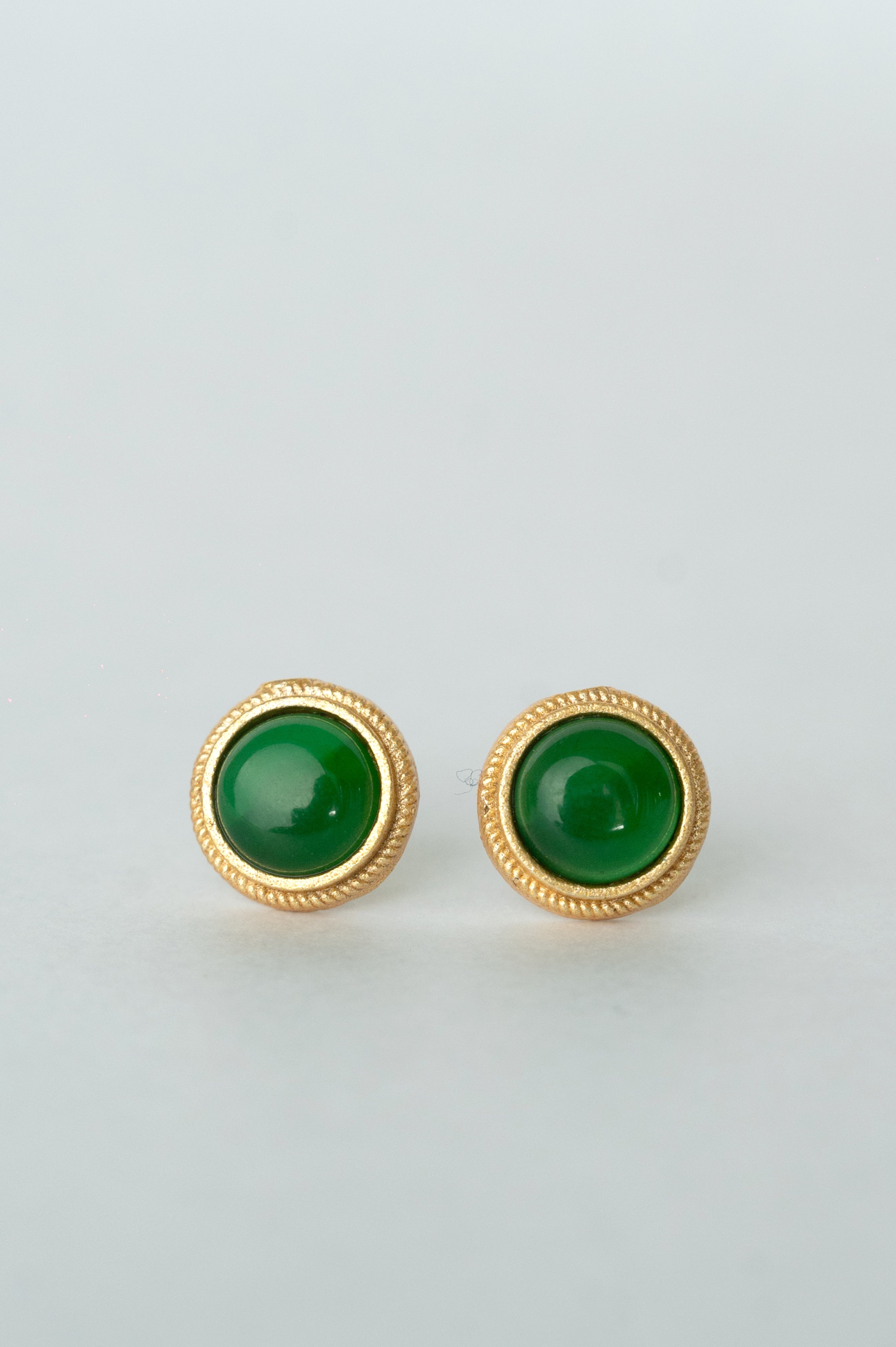 Ruhani Studs