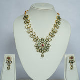 Padmashree Kundan Necklace Set