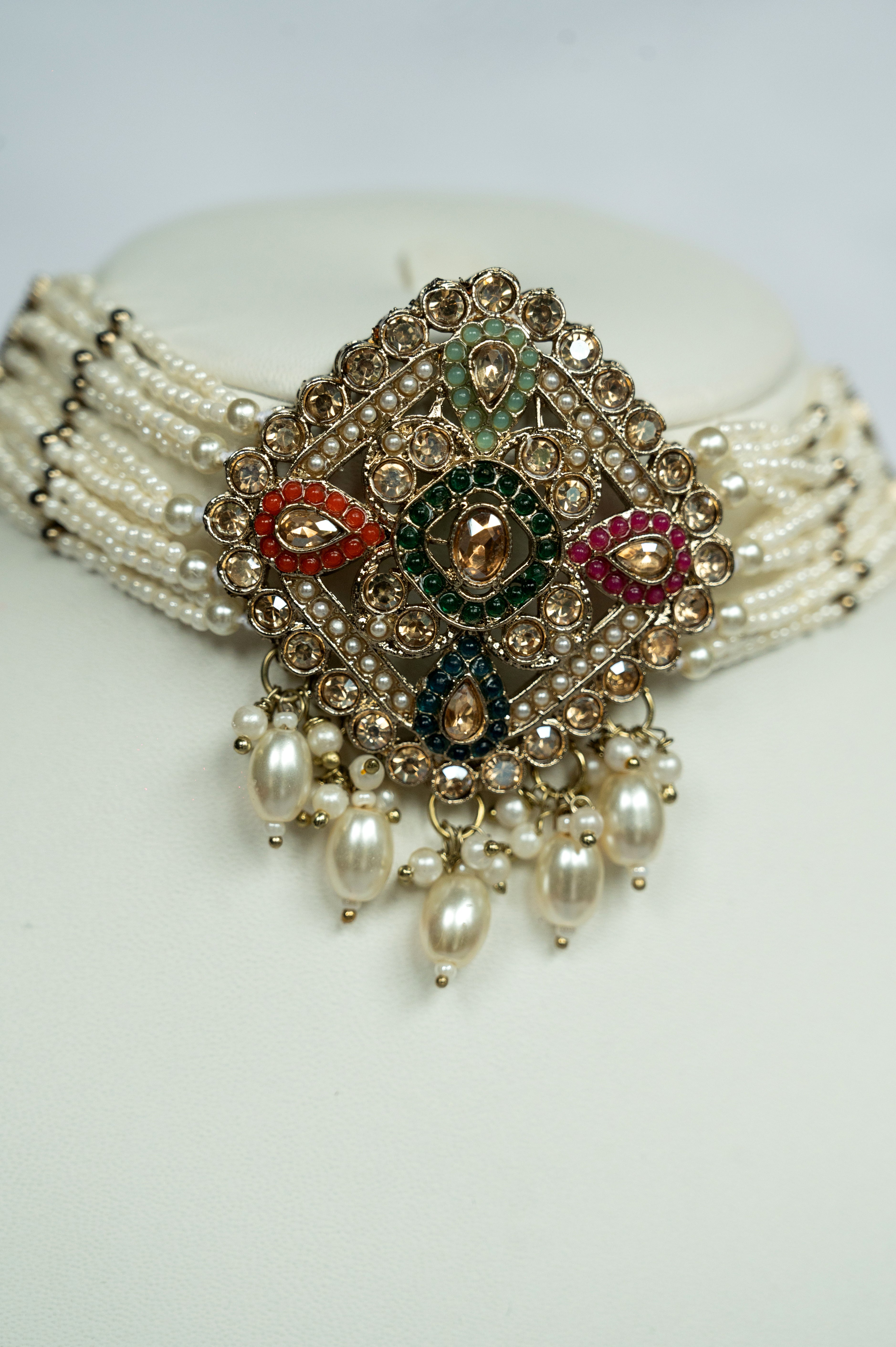 Deviya Navratna Choker Set