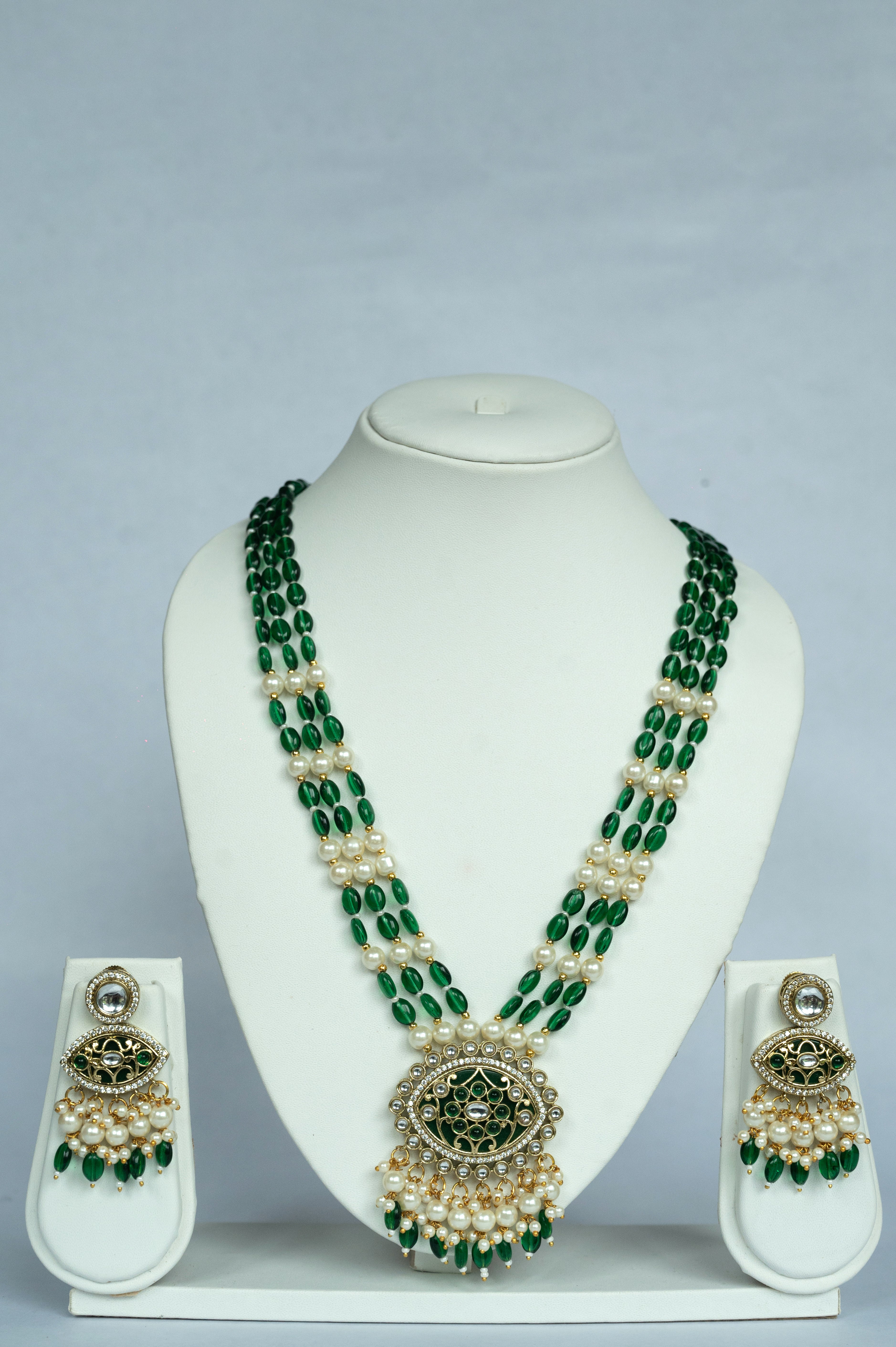 Maharani Haar with Emerald & Pearls