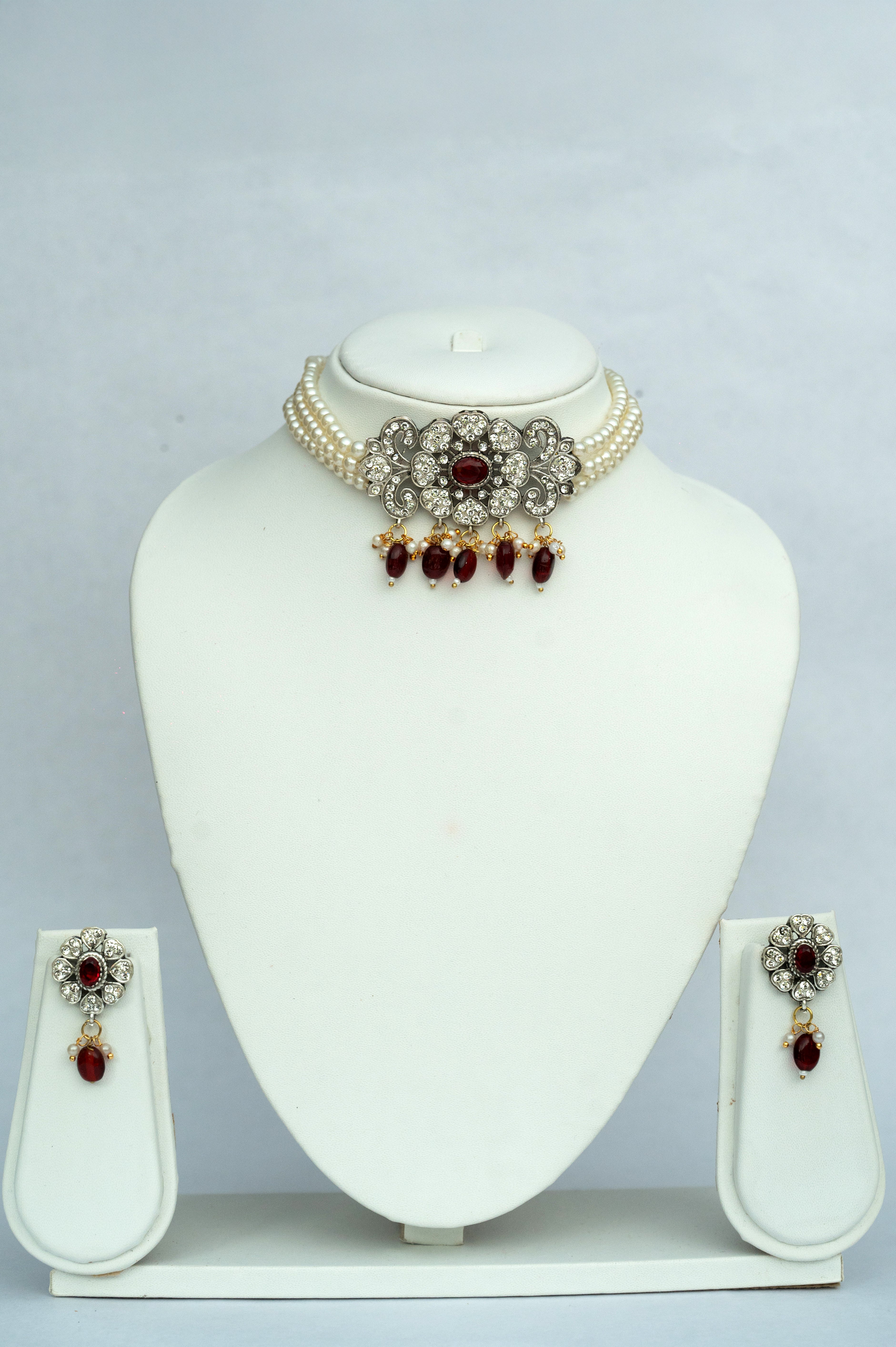 Rooh Ruby & Pearl Choker Set