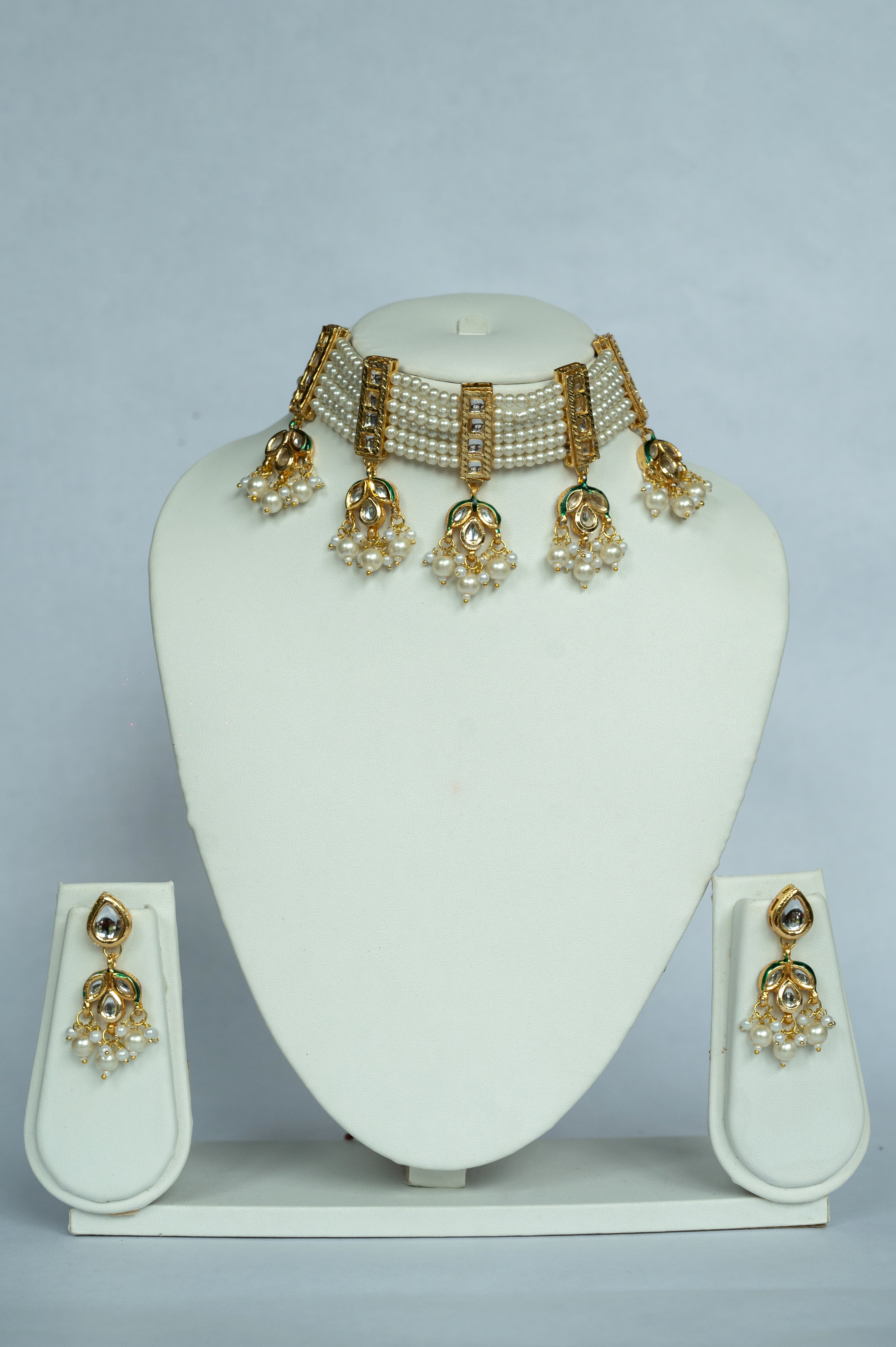 Ira Pearl & Kundan Choker Set