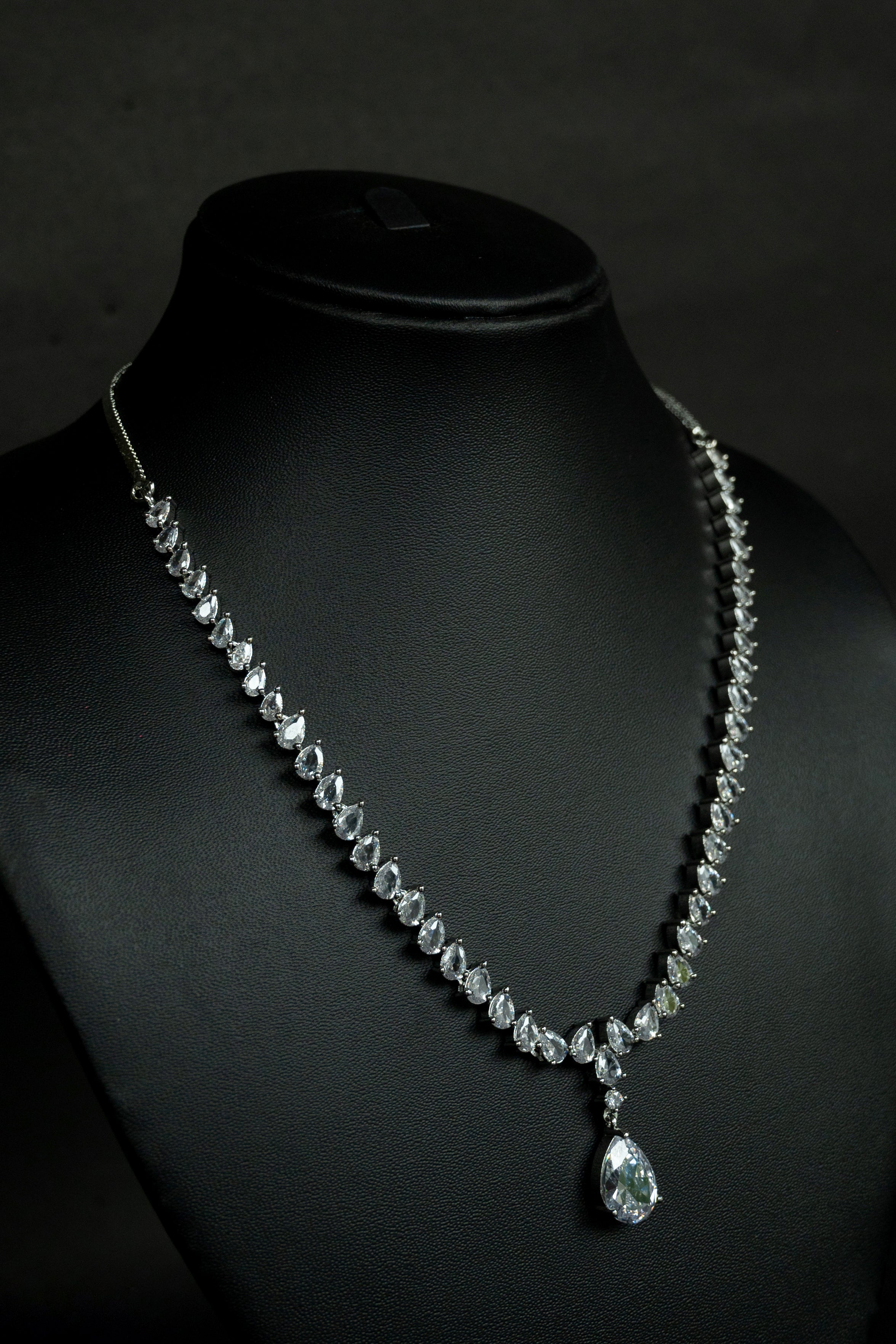 Queen K Diamond Necklace Set