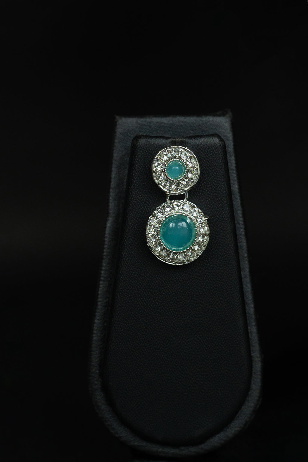 Starlit Emerald Glow Necklace Set – Bridal Collection