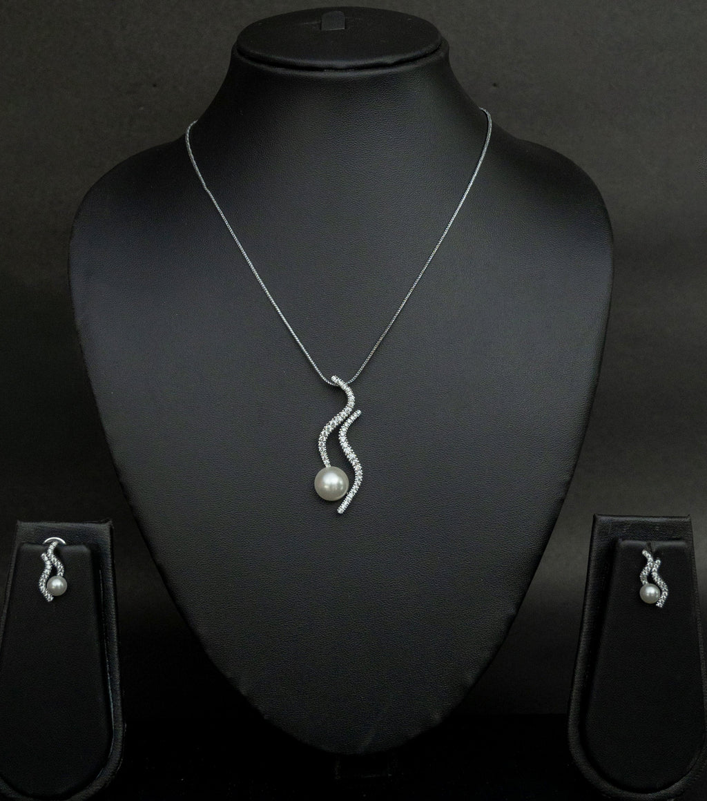 Ethereal Wave Pendant Set