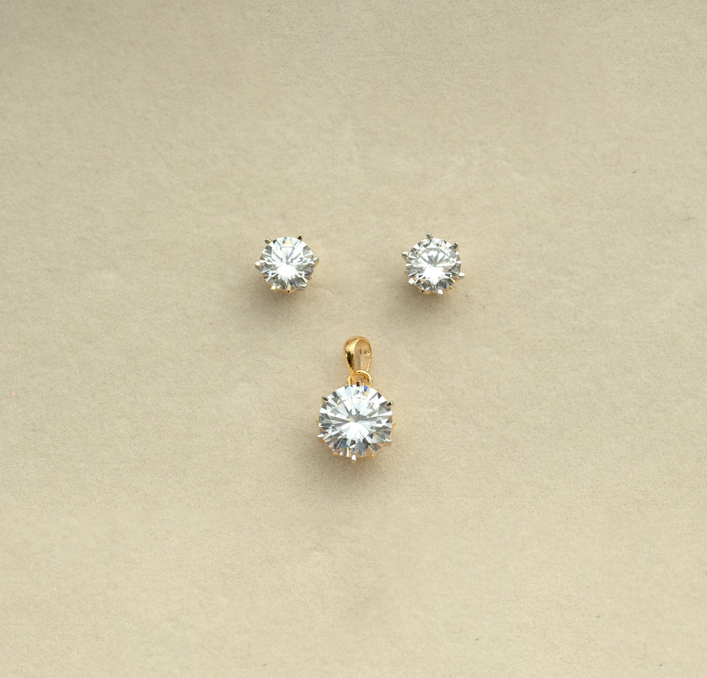 Luxe Solitaire Pendant Set