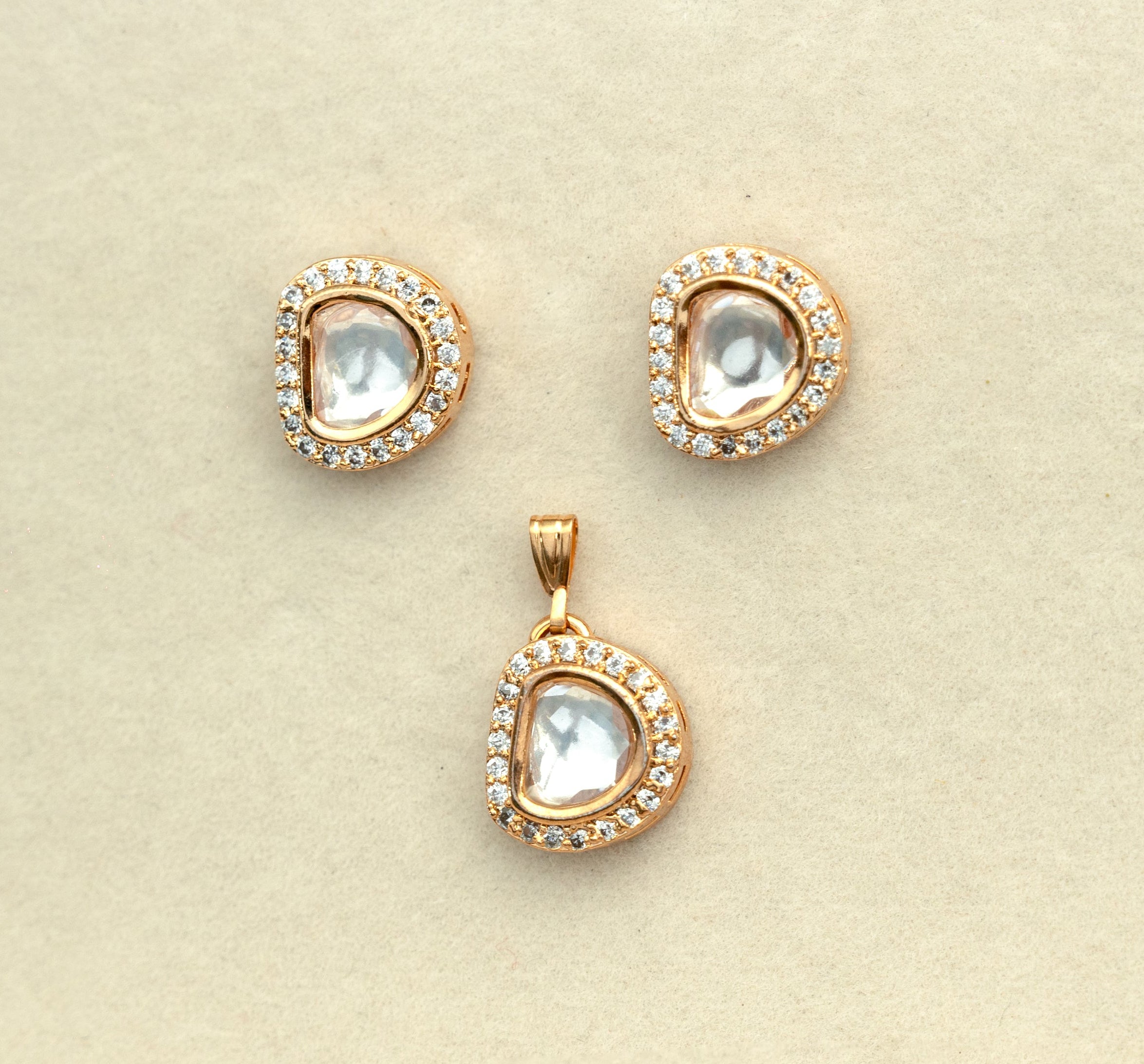 Imperial Glow Moissanite Pendant Set