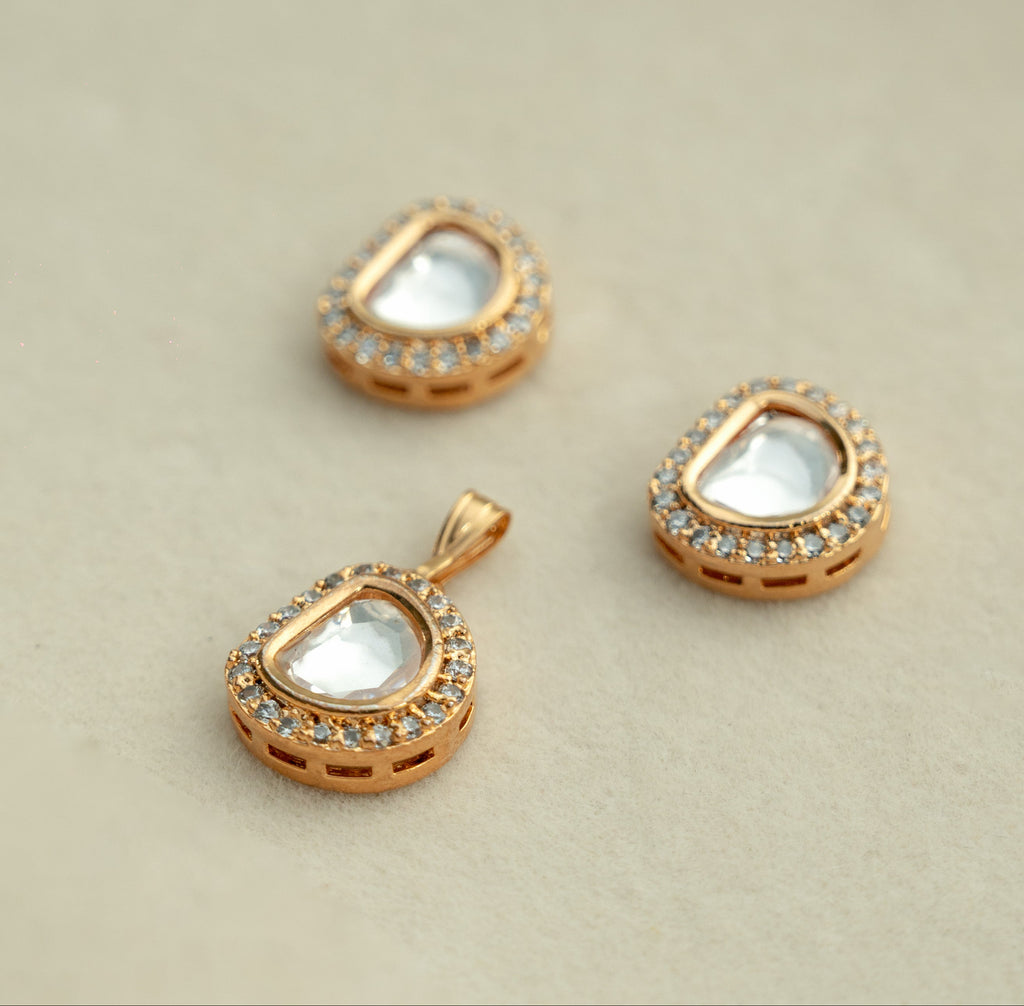 Imperial Glow Moissanite Pendant Set