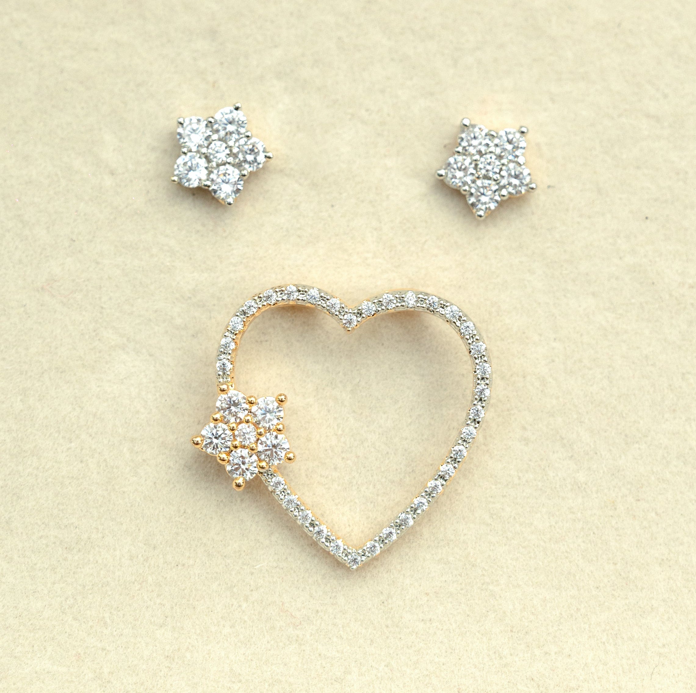Starry Heart Pendant Set
