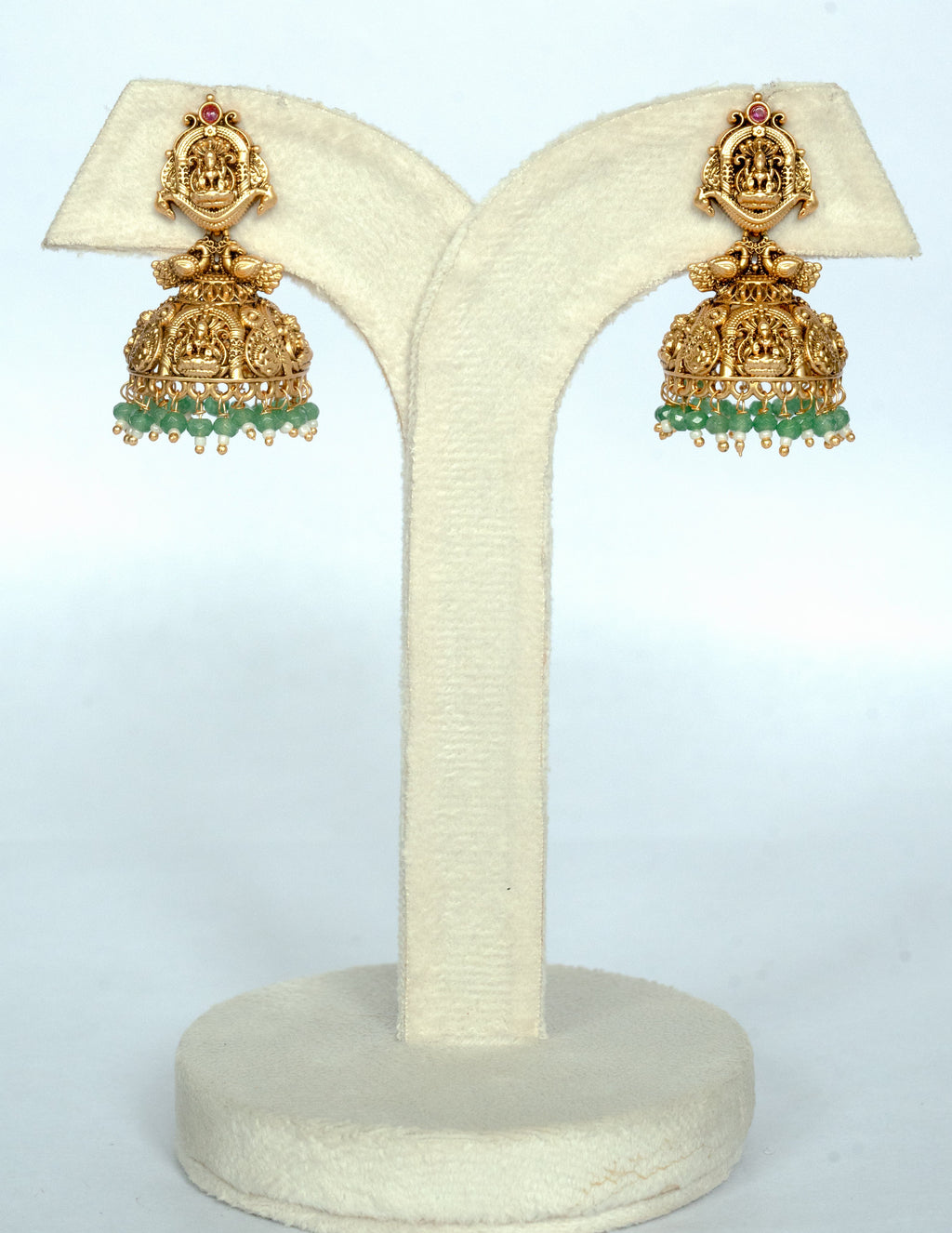 Rajamandira Jhumka