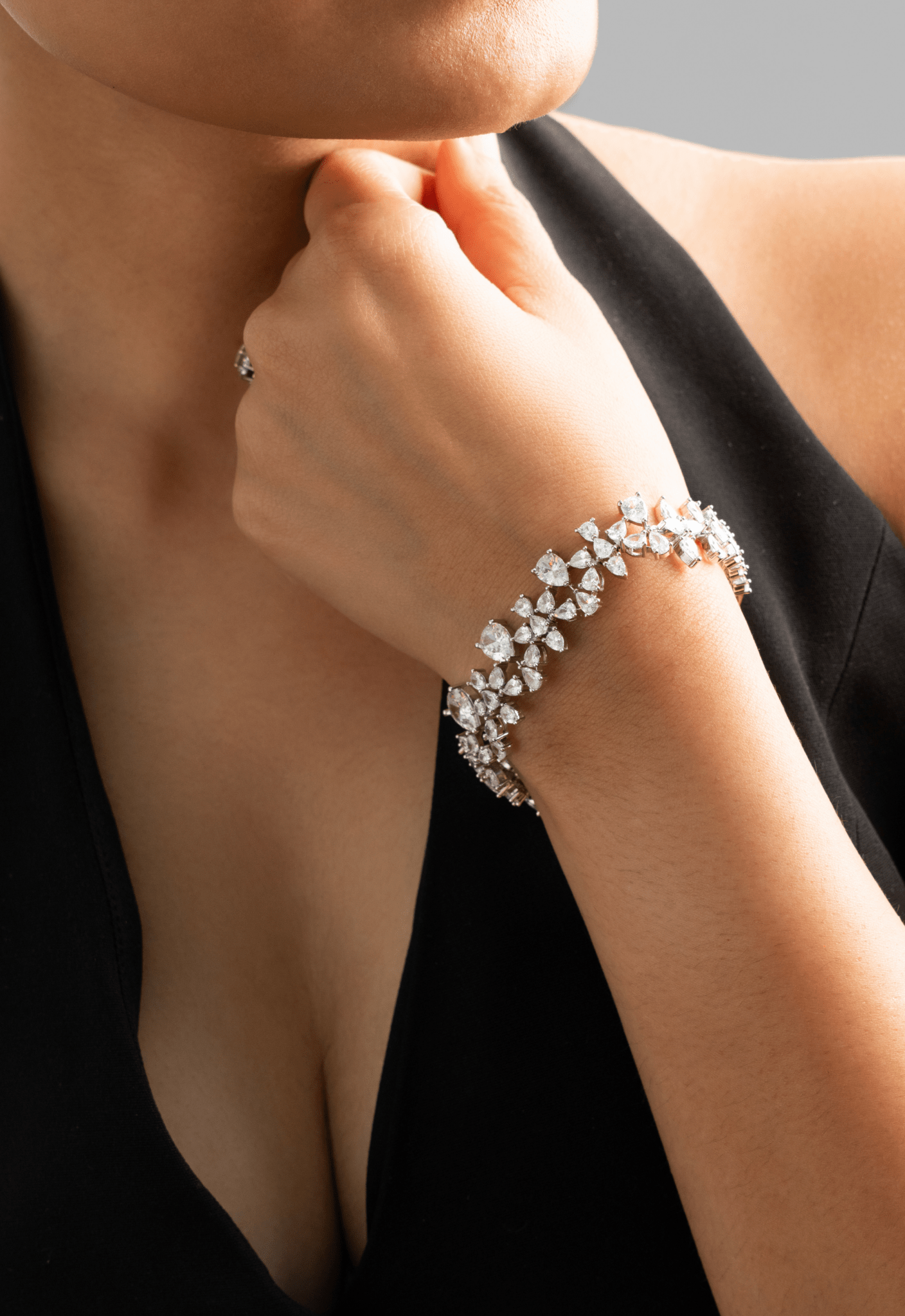 Auro Baguette Diamond Tennis Bracelet - Suramya