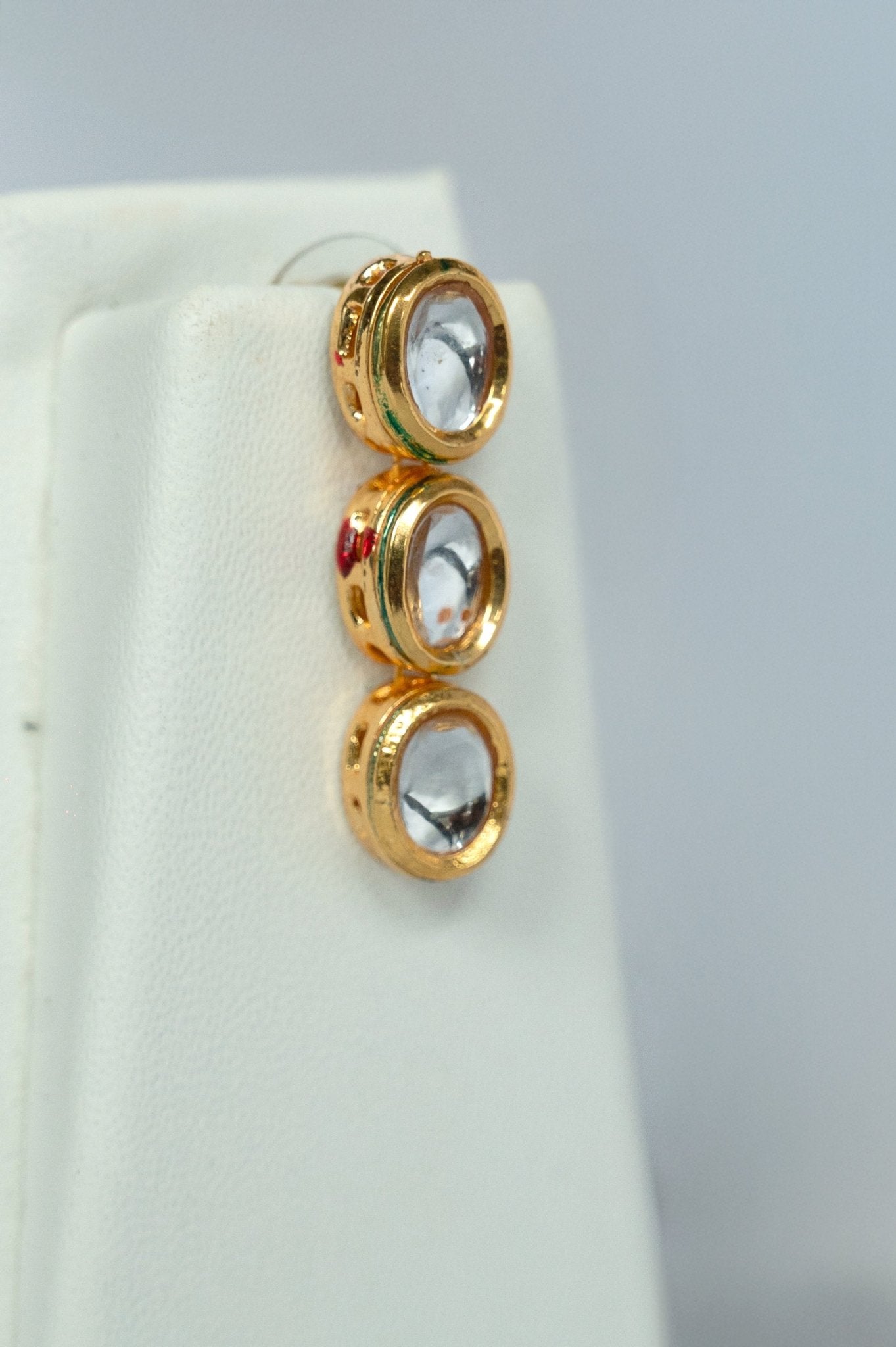 Classic Rajwada Kundan Set-in Oval, teardrop and round - Suramya