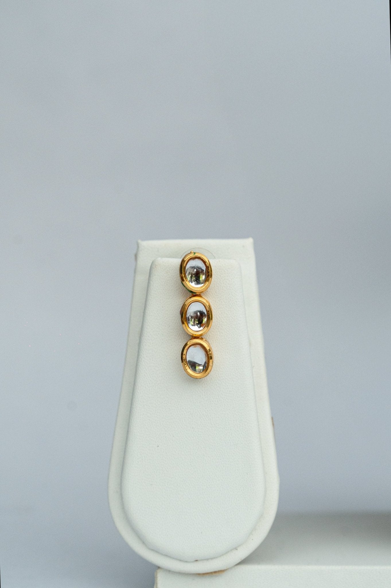 Classic Rajwada Kundan Set-in Oval, teardrop and round - Suramya