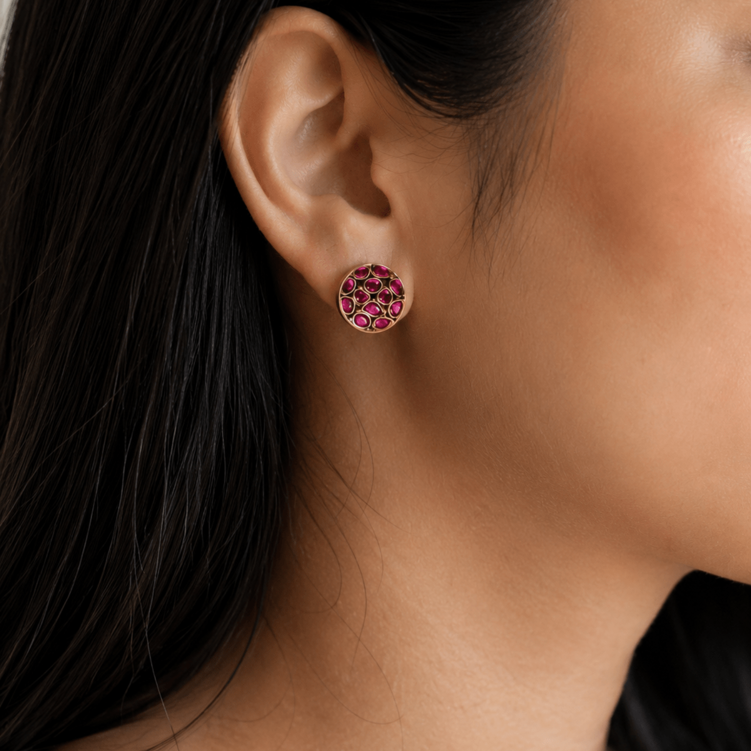 Classic Round Kundan Stud Earrings - Suramya Designs