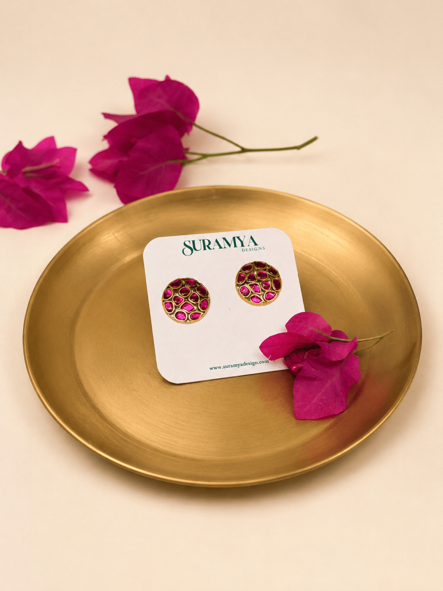 Classic Round Kundan Stud Earrings - Suramya Designs