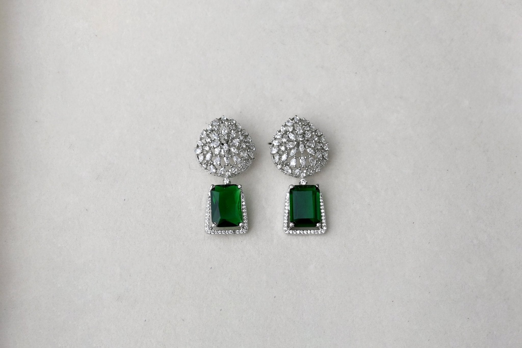 Emerald Diamond Rajsi Earrings - Suramya
