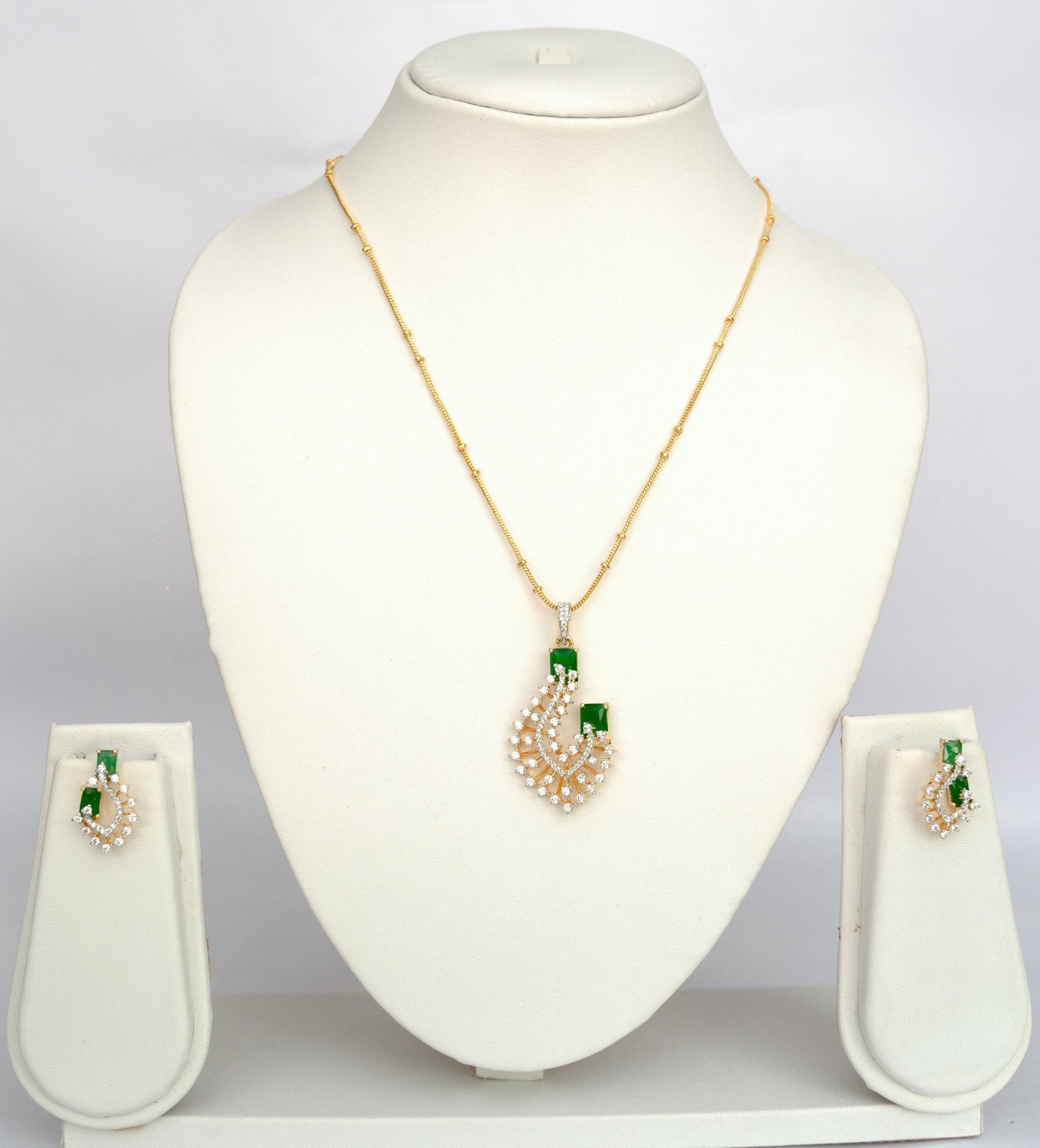 Emerald Grace Pendant Set - Suramya