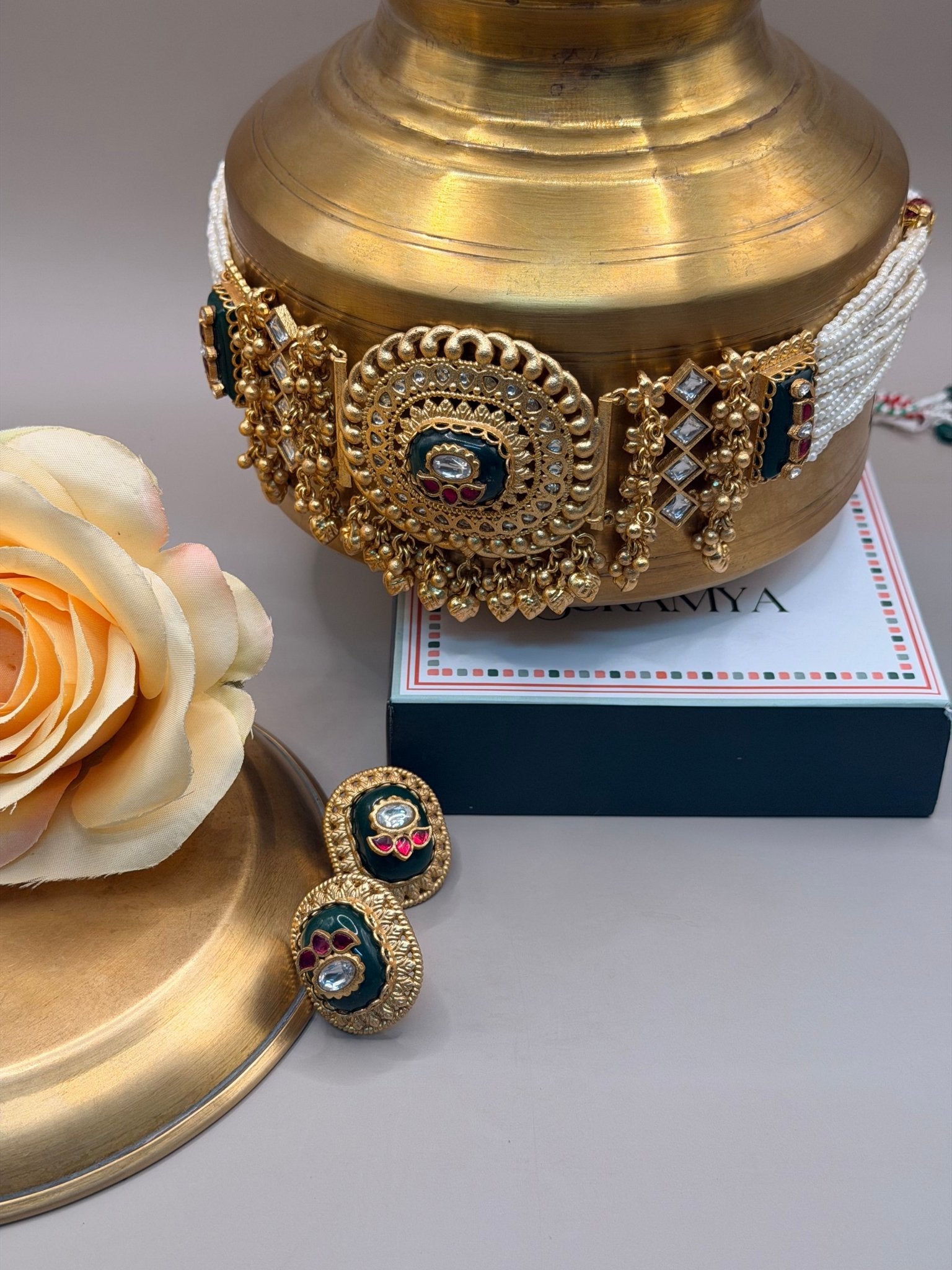 Emerald Green Kundan Ghunghroo Pearl Choker Set - Suramya