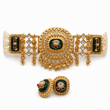 Emerald Green Kundan Ghunghroo Pearl Choker Set - Suramya Designs