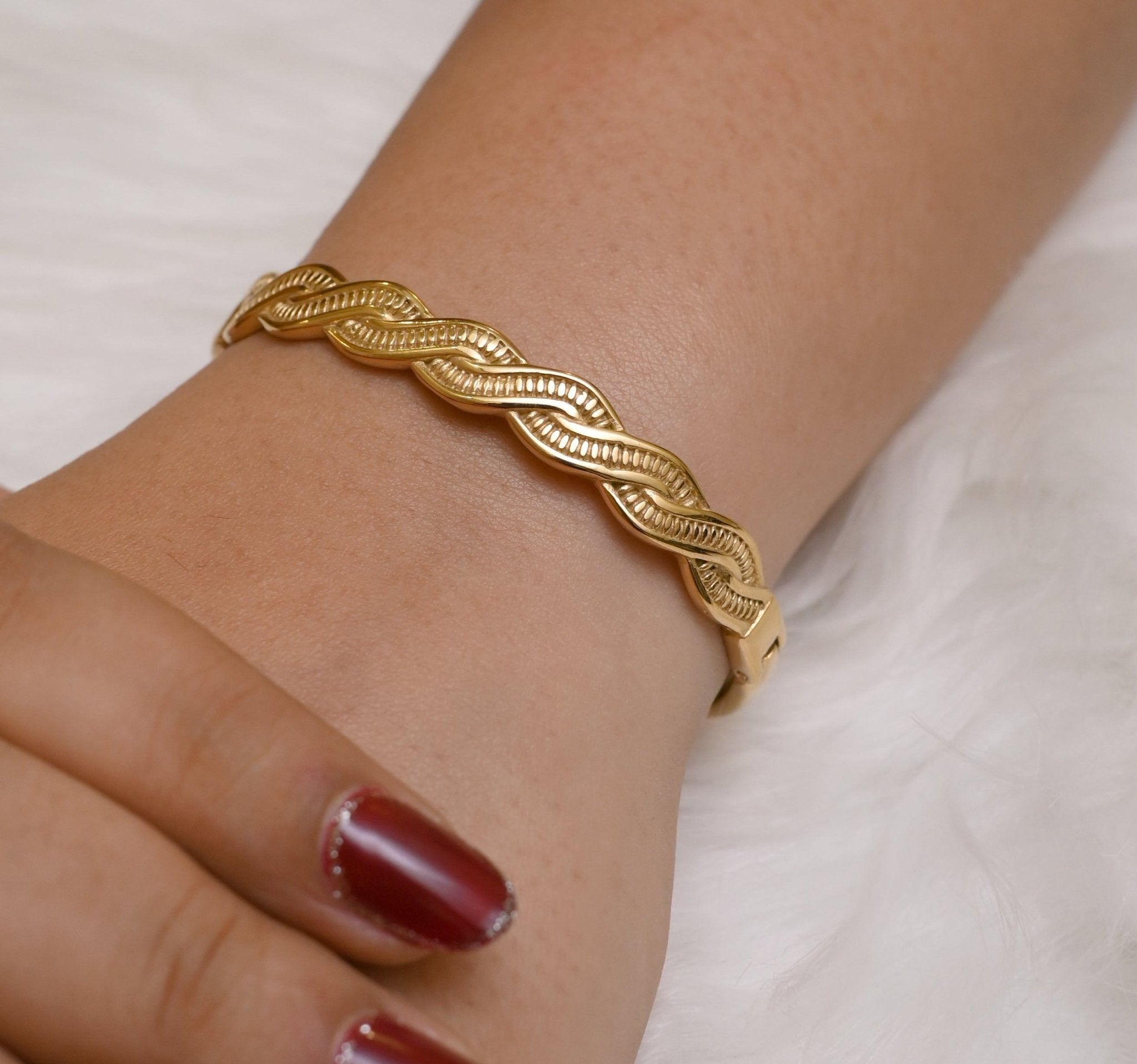 Eterna Weave Bracelet - Suramya