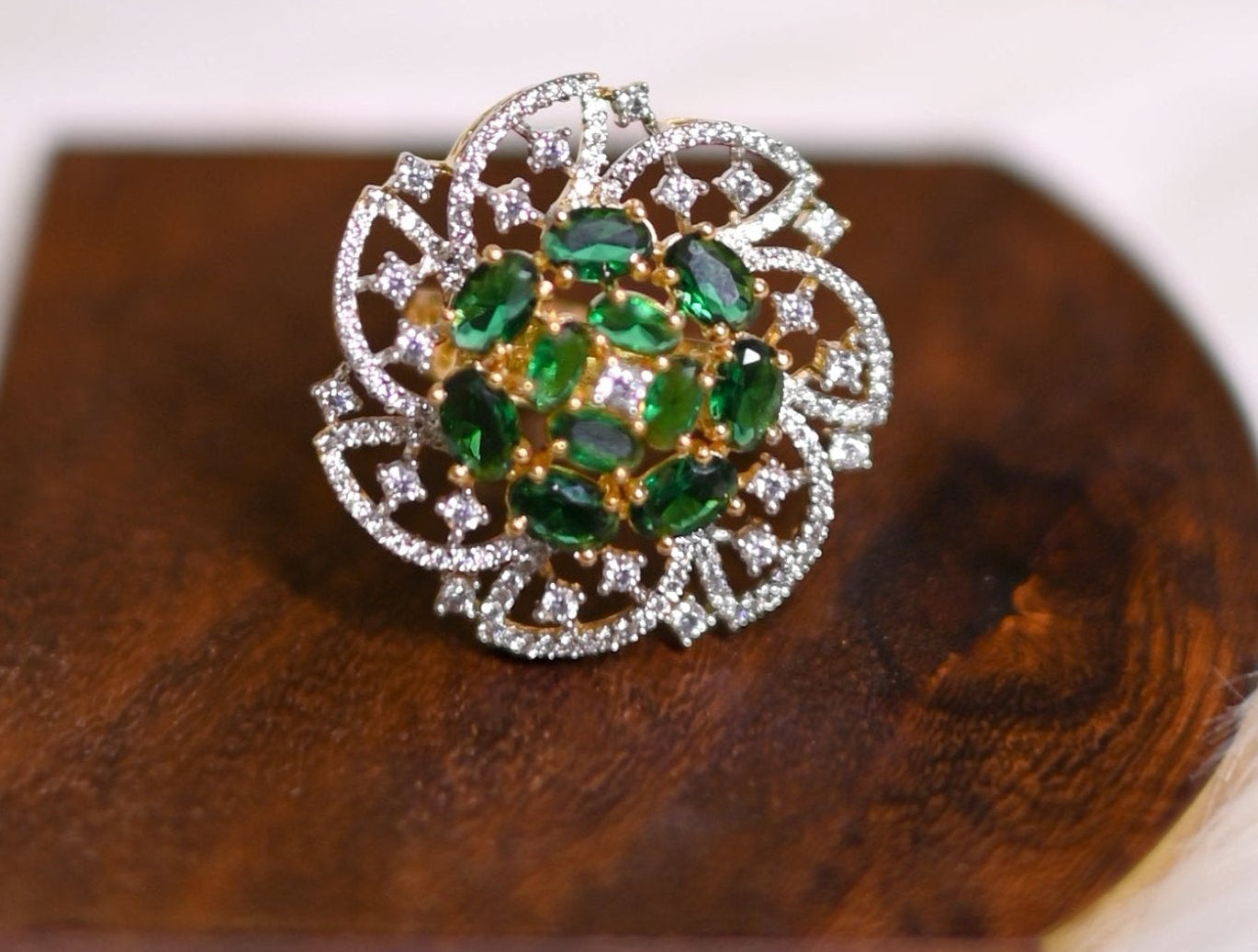 Green Majesty Bloom Ring - Suramya