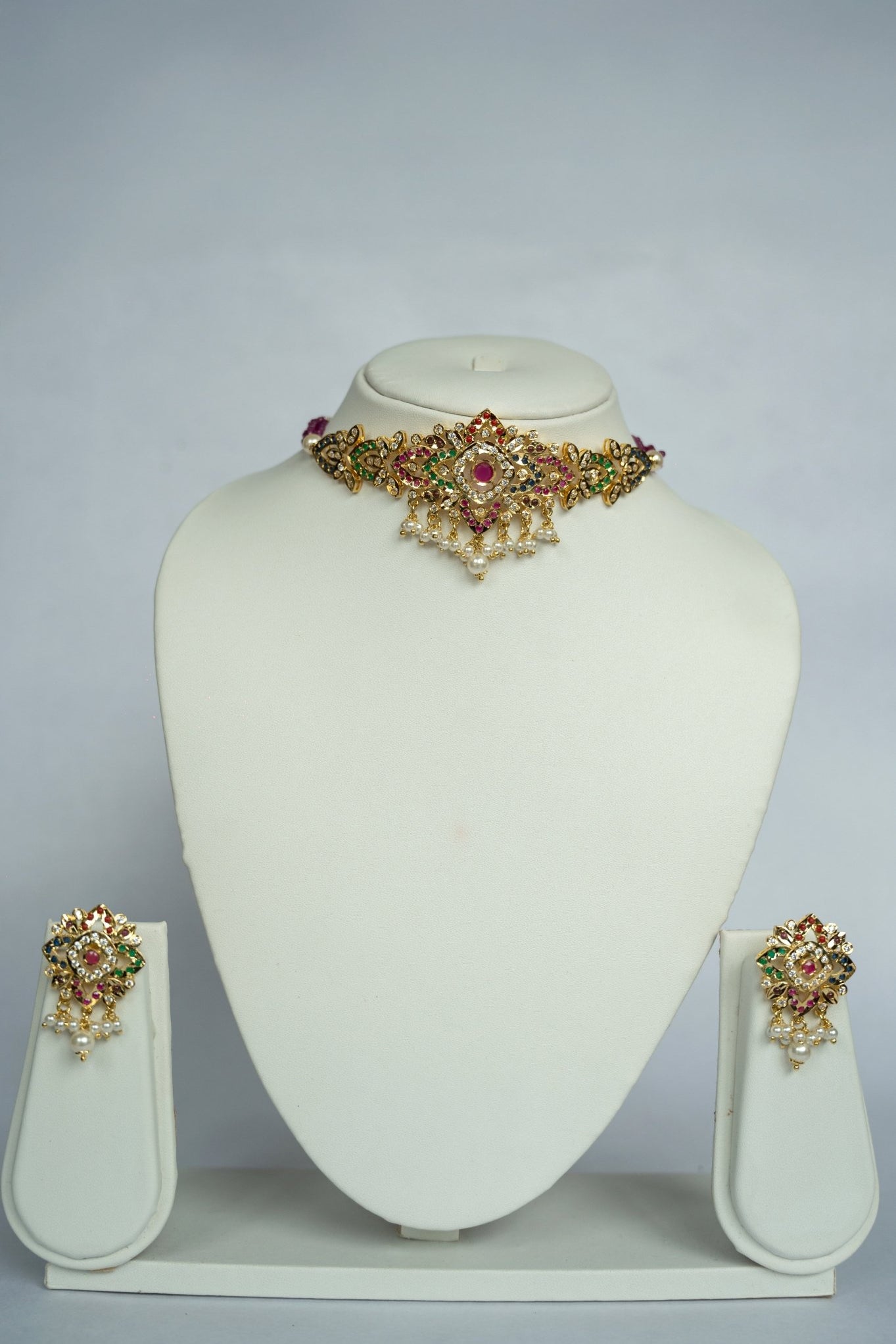 Jadua Navratan Kundan Choker Set - Suramya