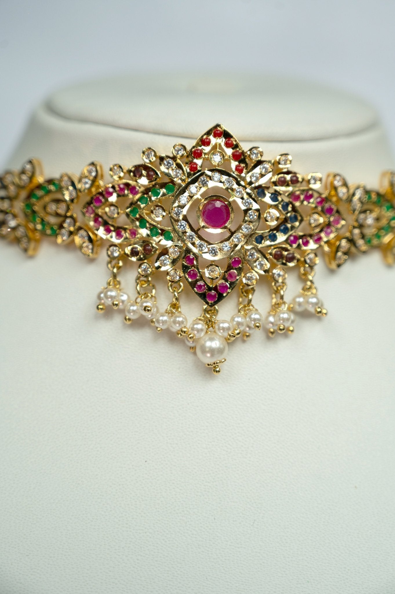 Jadua Navratan Kundan Choker Set - Suramya