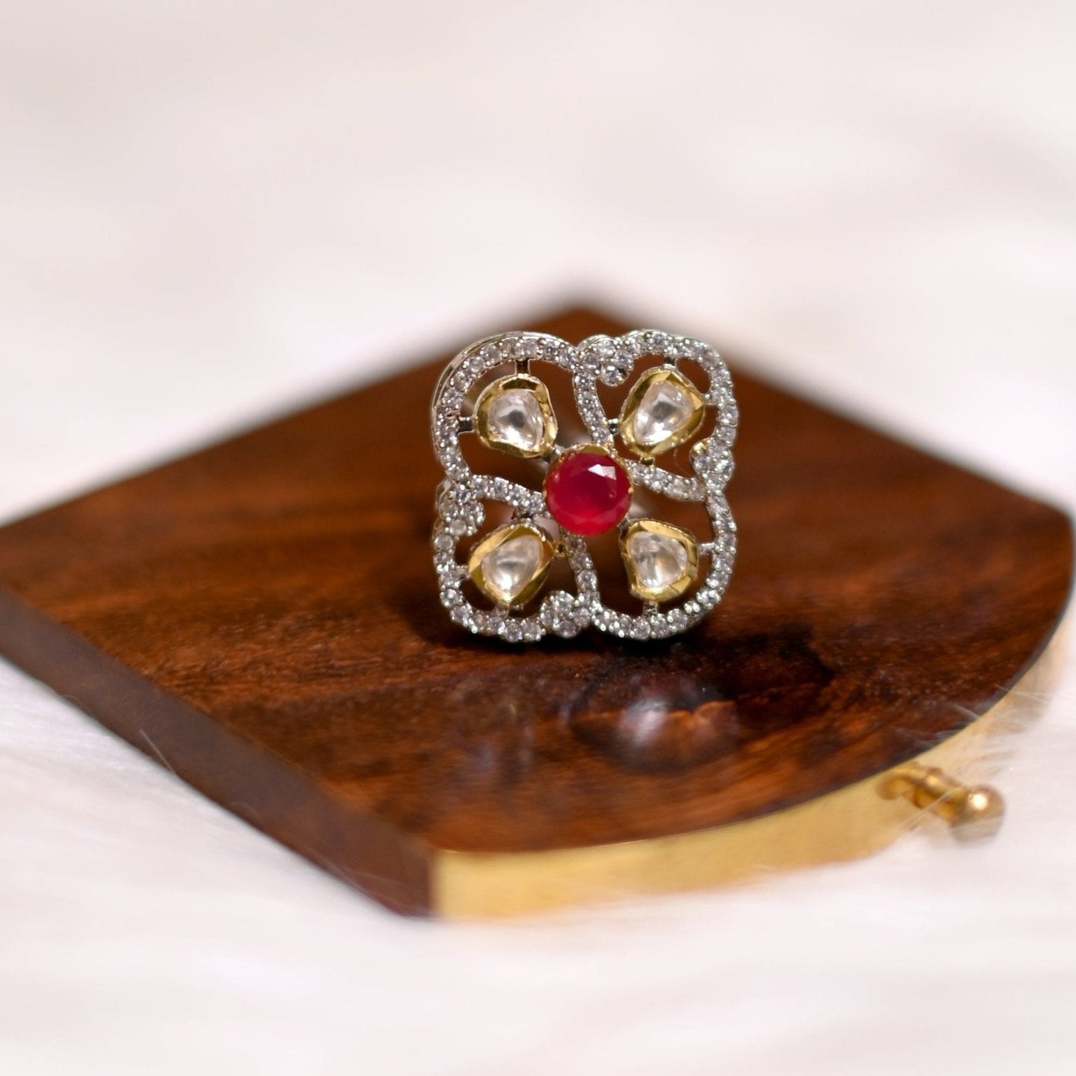 Kundan Scarlet Radiance Ring - Suramya