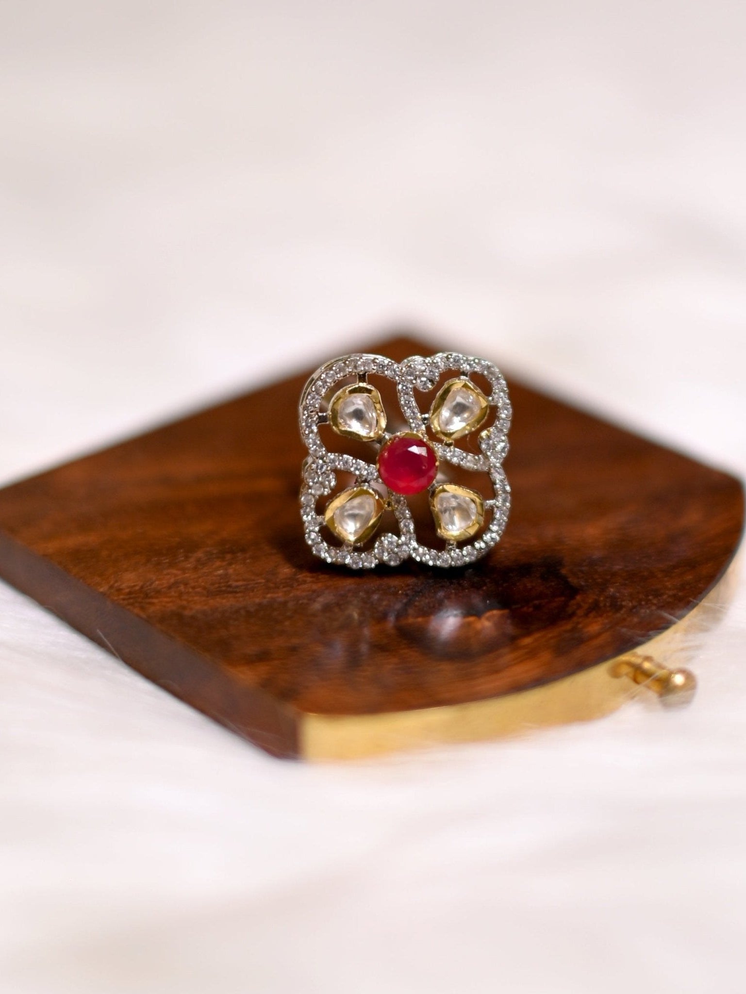 Kundan Scarlet Radiance Ring - Suramya