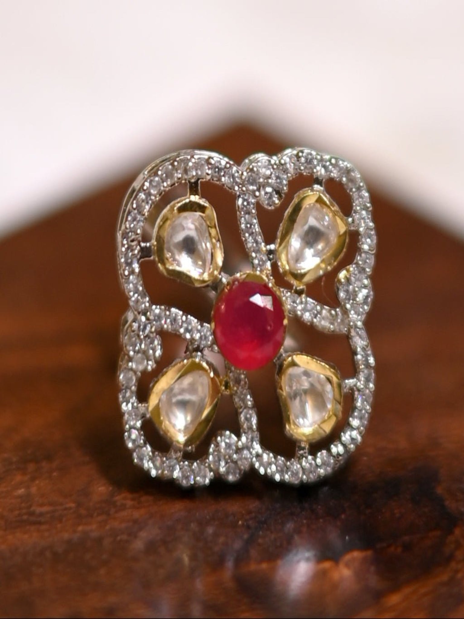 Kundan Scarlet Radiance Ring - Suramya