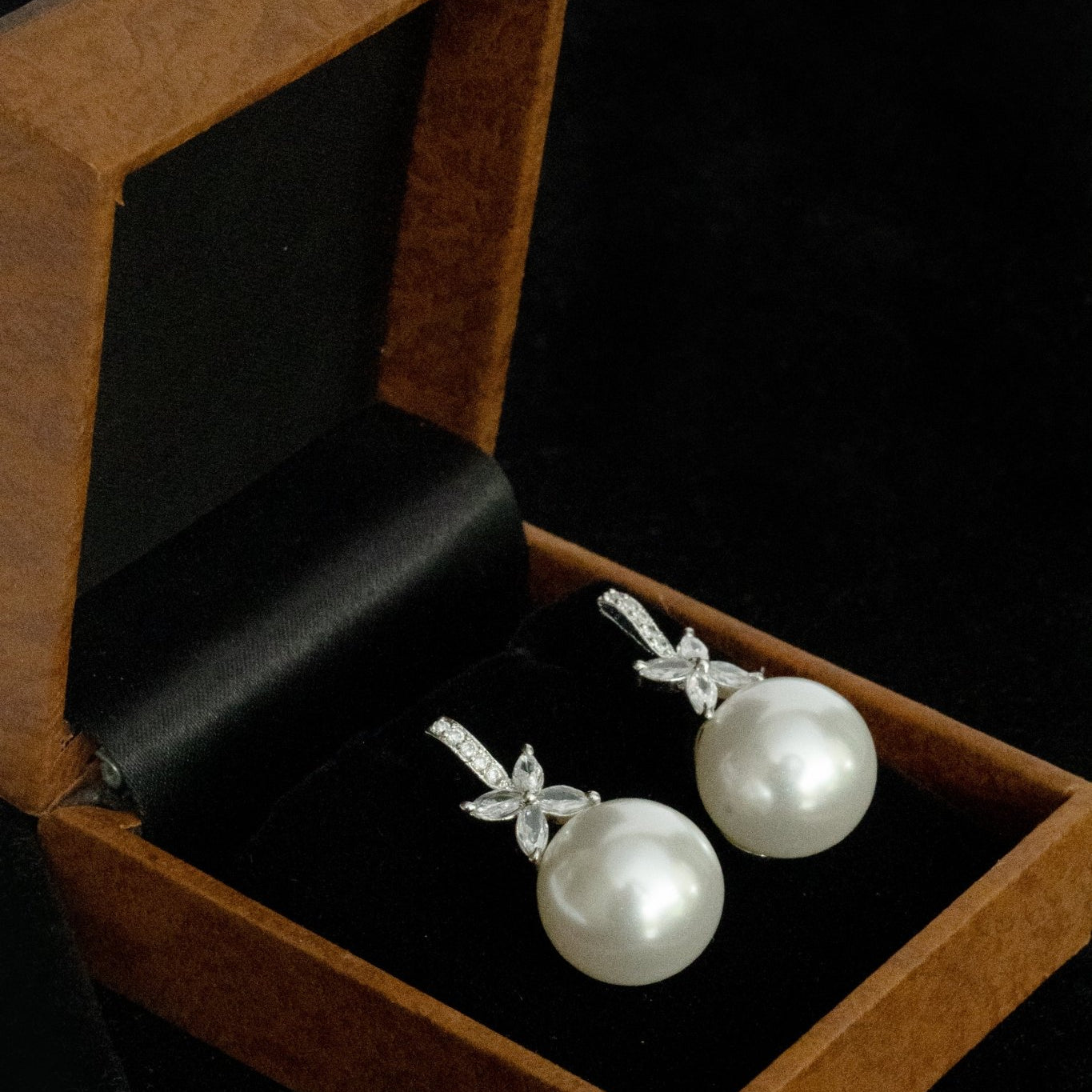 Luxe Pearl Drop Earrings - Suramya