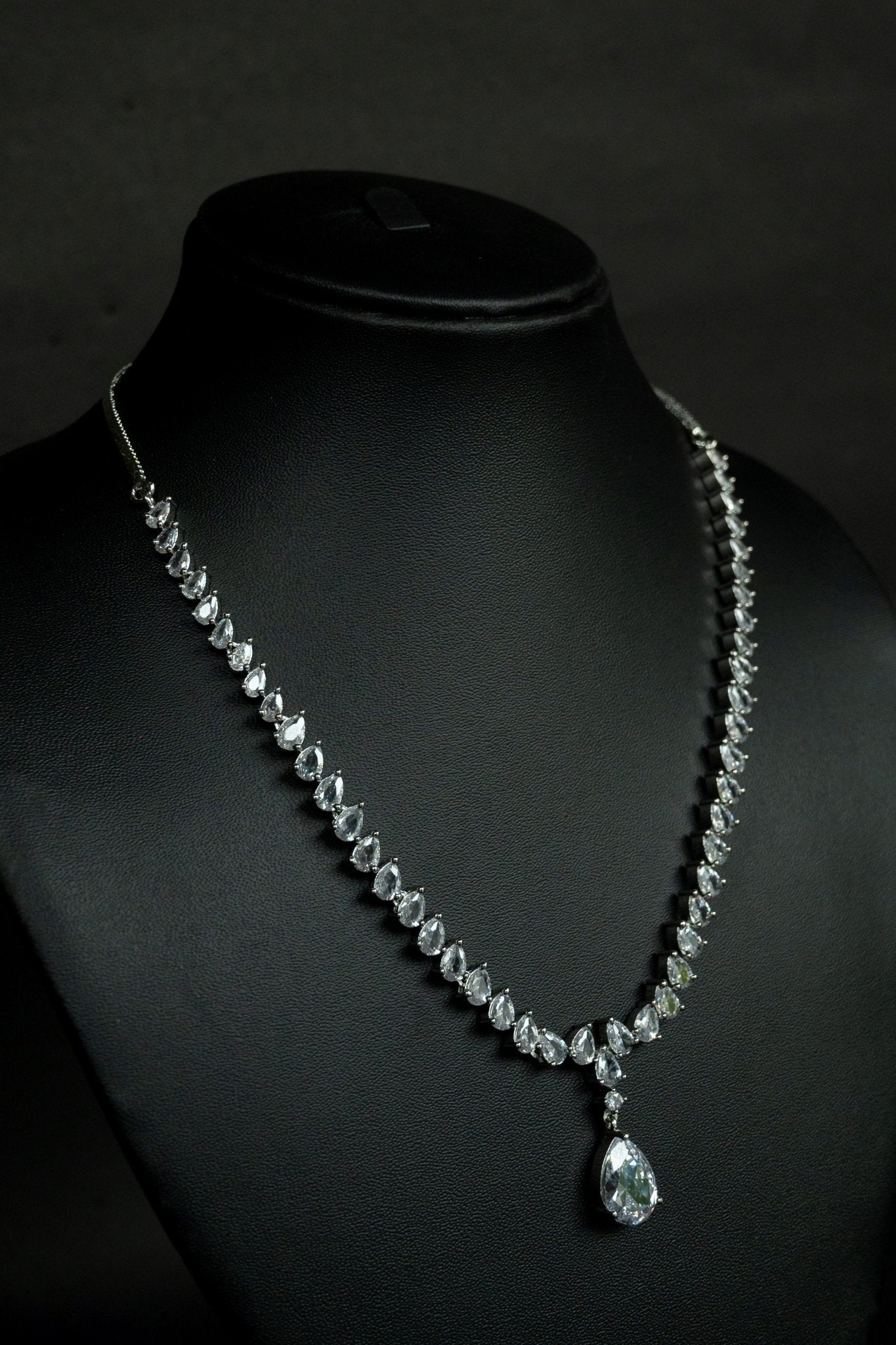 Queen K Diamond Necklace Set - Suramya