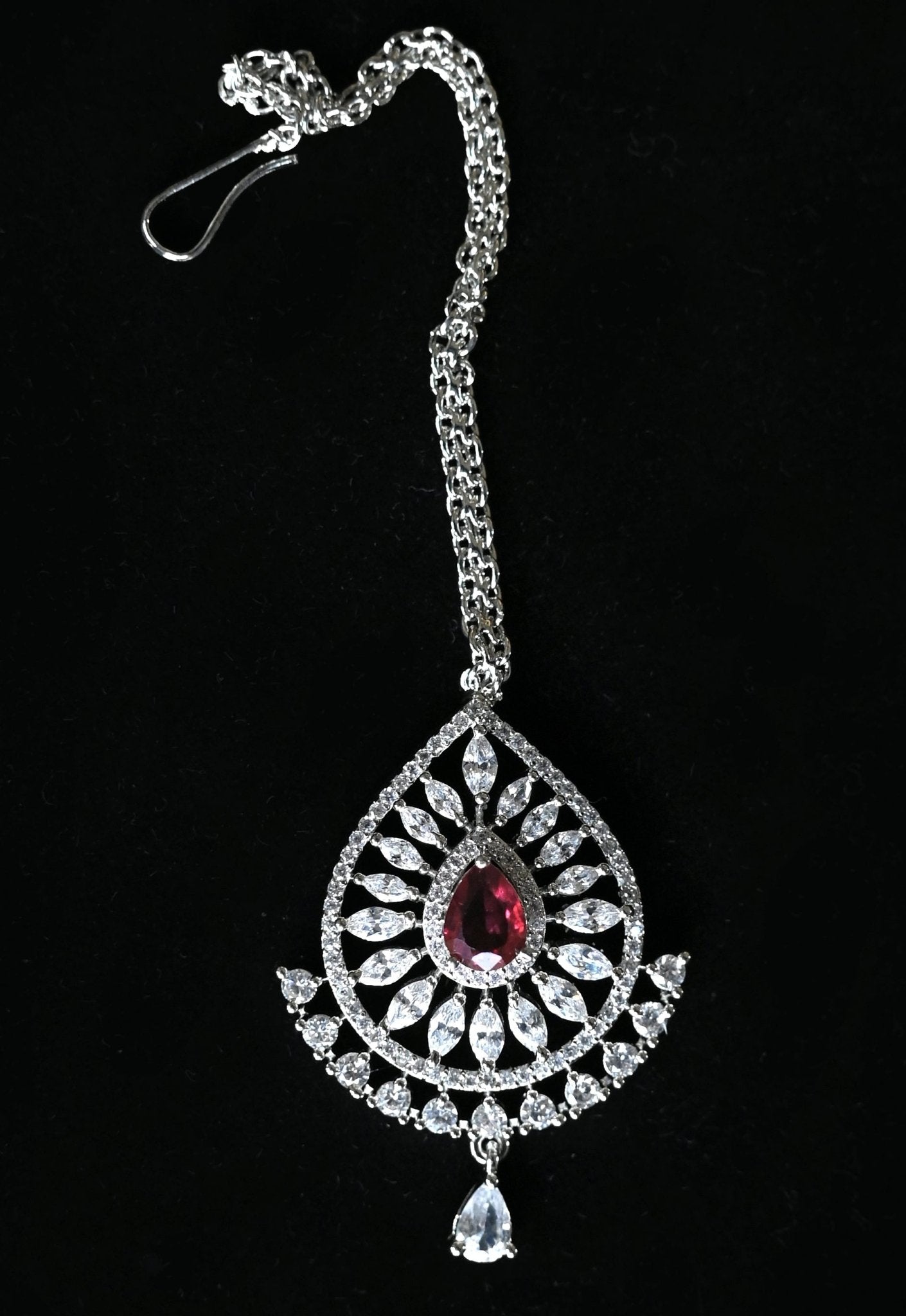 Ruby Royale Tikka - Suramya