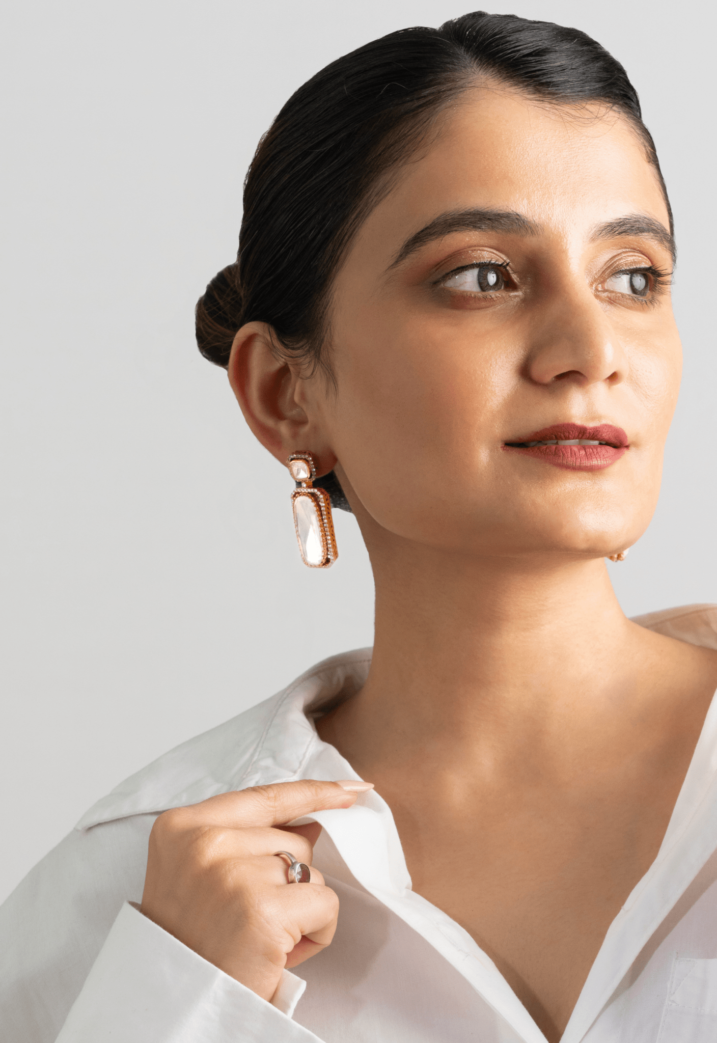 Vintage Gold Statement - Suramya