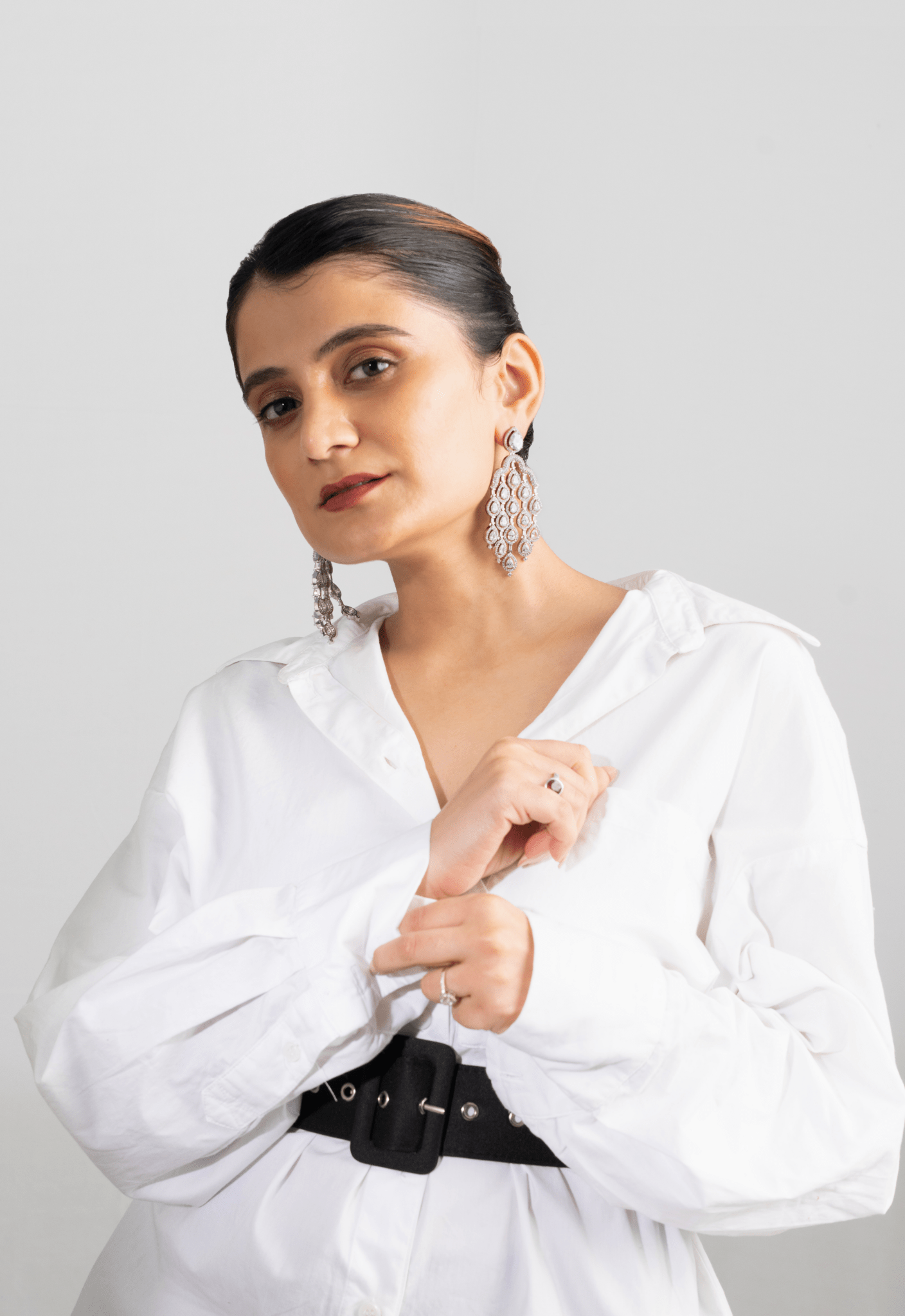 Zeeni long earrings - Suramya